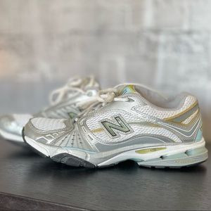 NEW BALANCE TRAINING 1210